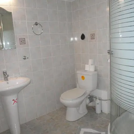 Bonne Nuit Konukevi 3*